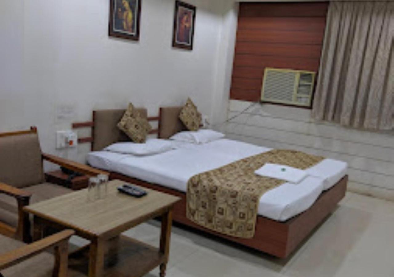 Hotel Mayur Restaurant Chandrapur Eksteriør bilde