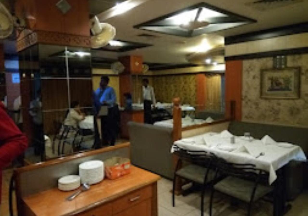 Hotel Mayur Restaurant Chandrapur Eksteriør bilde