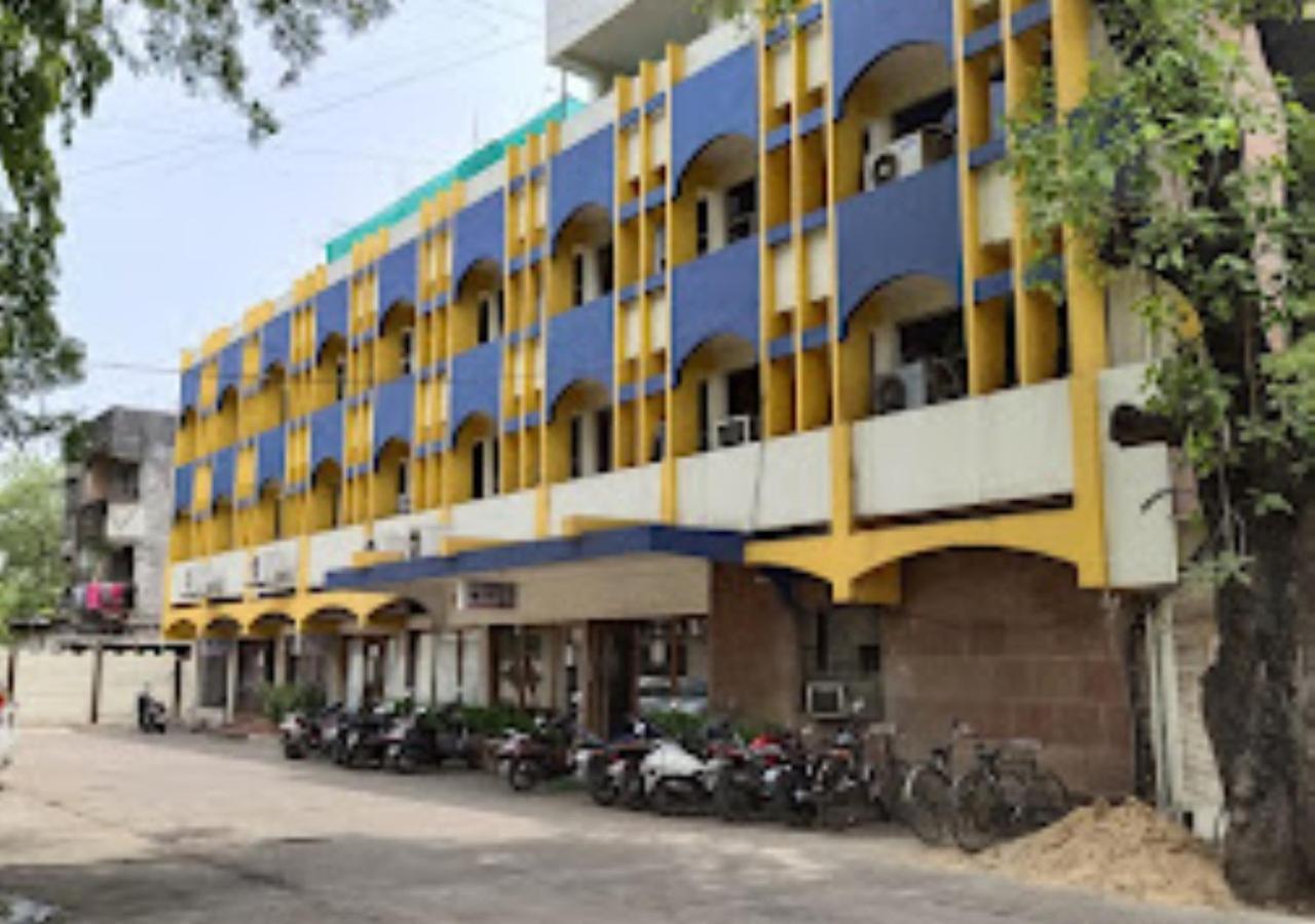 Hotel Mayur Restaurant Chandrapur Eksteriør bilde